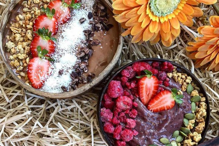 Acai Bowls: Monkey AH-SA-EE, Monkey Do!